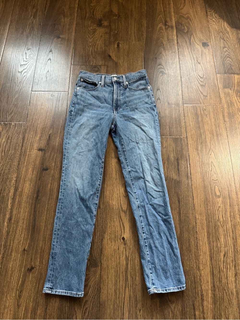 Madewell Women's Straight-Leg Jeans in Medium Blue Wash